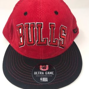 Chicago Bulls Cap ULTRA GAME Snapback Basket Ball NBA Red Black Corduroy Hat NWT